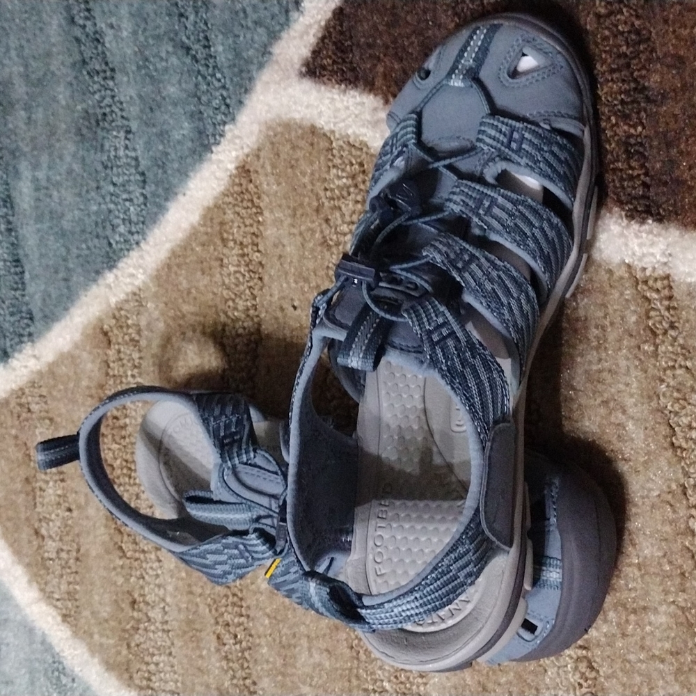 Summer foot wear